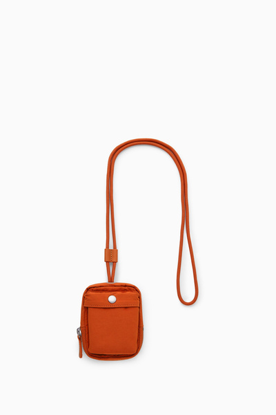 ★OY★NYLON CROSSBODY POUCH - BLACK★正規品/韓国直送料込 ☆OY☆NYLON CROSSBODY POUCH - BLACK☆正規品/韓国直送料込 (OY