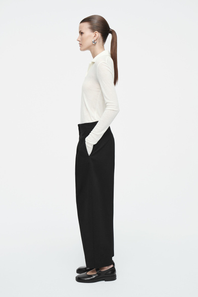 PLEATED BARREL-LEG TWILL CHINOS - OFF-WHITE
