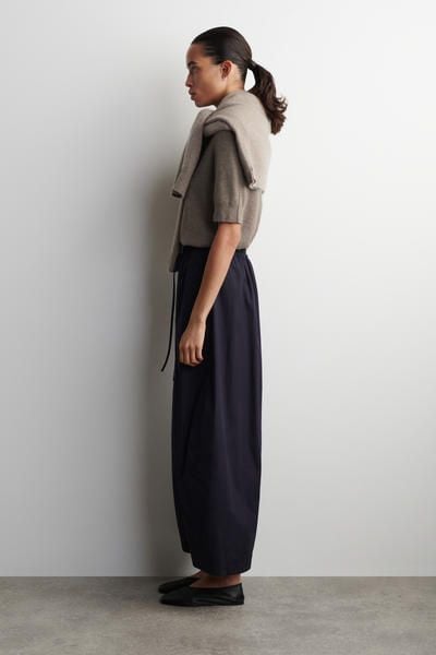 ELASTICATED BARREL-LEG TROUSERS