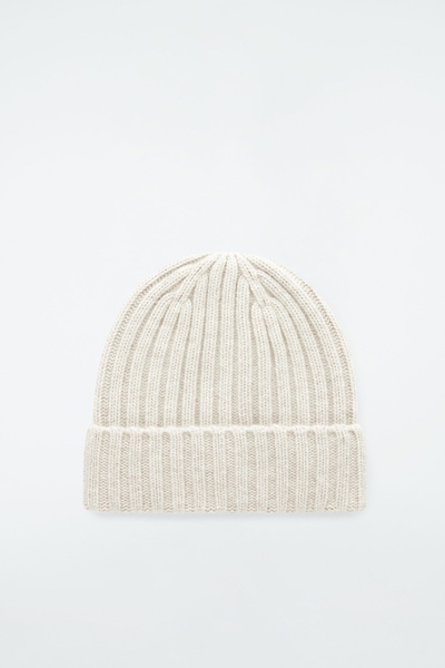 CHUNKY PURE CASHMERE BEANIE - LIGHT BEIGE / UNDYED | COS