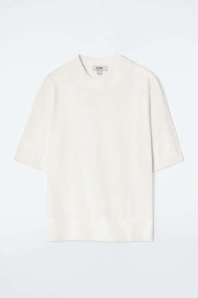Tシャツ・カットソー KNITTED T-SHIRT REGULAR TEXTURED-KNIT COTTON T-SHIRT - WHITE | COS