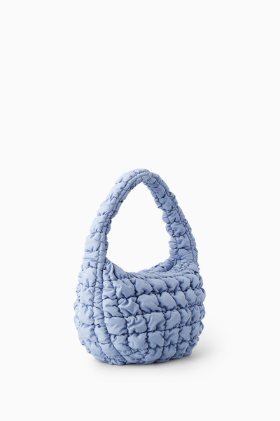 今人気中! ★ COS ★ Quilted Oversized Shoulder Bag Blue 4265_5b912634d2.jpg