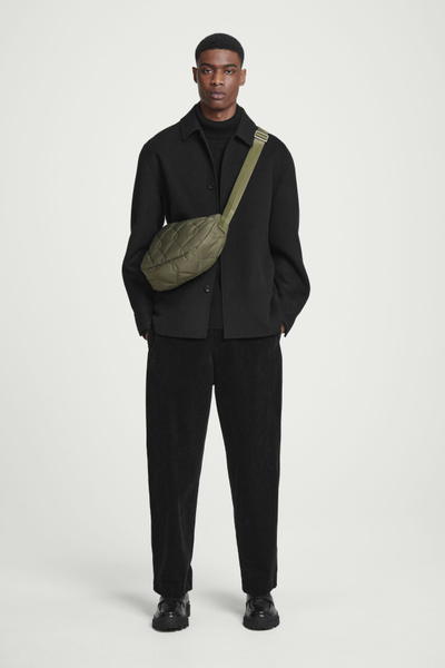 バッグ・カバンその他   Men's Khaki CKJ Quilted Messenger Slingback HH4 QUILTED CROSSBODY BAG - NYLON - KHAKI | COS