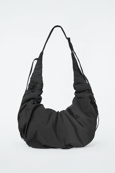トートバッグ [COS] Nylon Hitch Oversized Crossbody Bag Black COS HITCH OVERSIZED CROSSBODY - NYLON - メルカリ