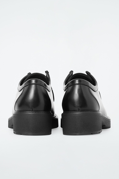 COS レザーシューズ　CHUNKY LEATHER DERBY SHOES CHUNKY LEATHER DERBY SHOES チャンキーレザーダービーシューズ