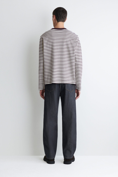 6137_b318132f54_c30f529523974d