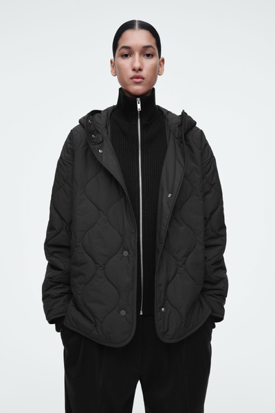【送料&関税込】TotAme Black Quilted Jacket With Round Neck Womens-Welded-Chevron-Quilted-