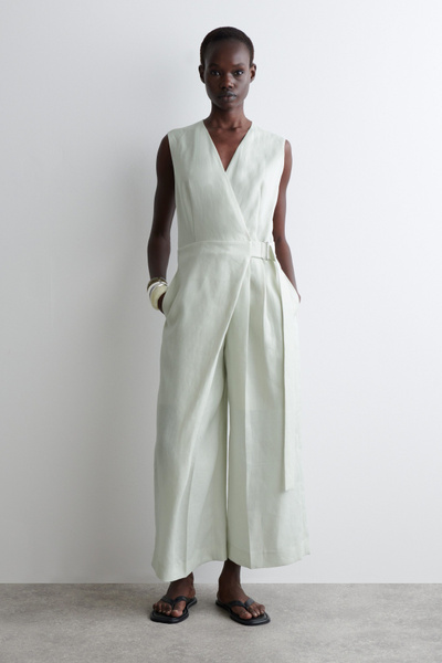 新品 COS コス ラップフロント LINEN JUMPSUIT ブラック 36 WRAP-FRONT LINEN JUMPSUIT - BLACK | COS