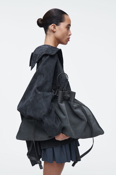 【DEINET】 SUEDE BIG BAG IN CHARCOAL 韓国人気 ダイネット TOKYO BAG SUEDE – JHGR
