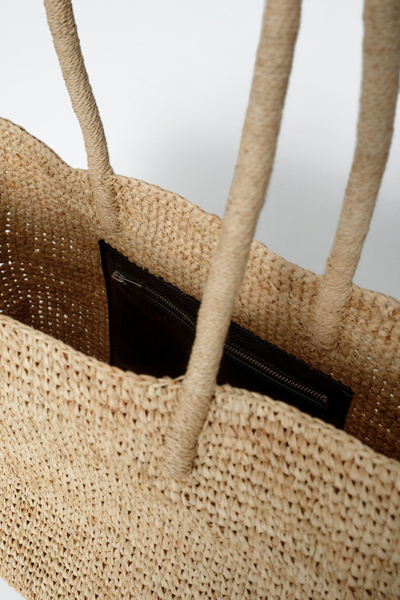 ショルダーバッグ・ポシェット [PISCESS] Ribbon Knit Tote Bag : 2color PISCESS Ribbon Knit Tote Bag - Brown/Grey | 하이츠스토어