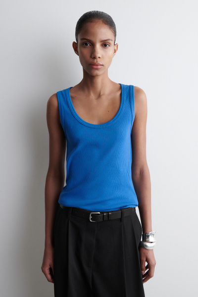 [s/e/o] U-NECK TANK TOP /追跡付 Scoop Neck Tank Top - White Knit Top | Jones New York