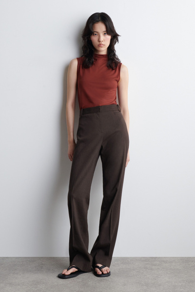 売れ筋商品|||ウィークデイ Tシャツ レディース トップス DRAPED NECK  - Top - dark brown DRAPED TURTLENECK TANK TOP - DARK RED | COS