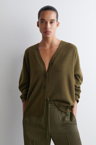 CASHMERE V-NECK CARDIGAN - DARK KHAKI | COS