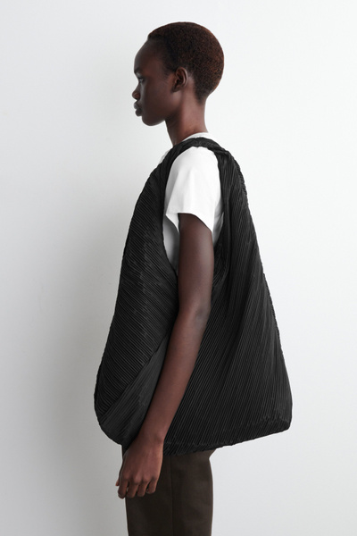 ★CERRIC★BELT BAG LAYERED PANTS★1338★Black★韓国★大人気 Lamb Leather Cargo Pants (879PAM7-BLACK)