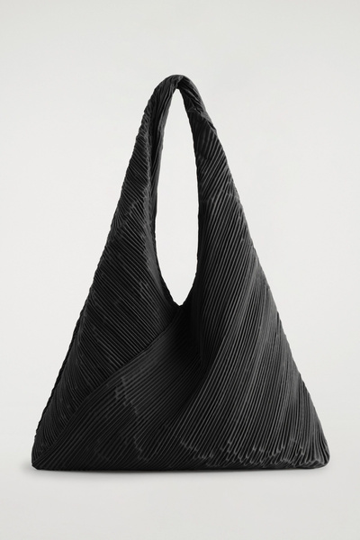 25SS◆LOEUVRE◆Cosse Shoulder Medium (高級革) 25SS◇LOEUVRE◇Cosse Shoulder Medium (高級革) BAG - LOEUVRE