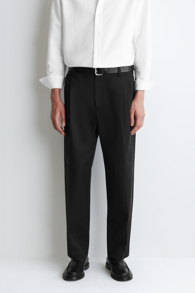 COTTON-TWILL STRAIGHT-LEG PLEATED PANTS - BLACK | COS