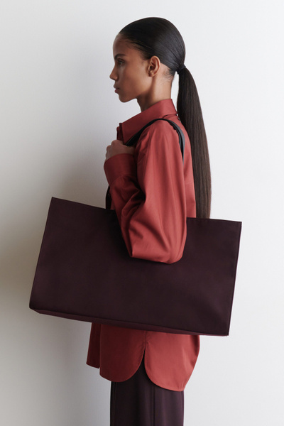 COURONNE●Stephanie classic TOTEbag 31 canvas Plum xYRphtW4V6riSnfiTQ9SkURwF24.png