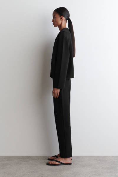 KNITTED STRAIGHT-LEG PANTS - BLACK | COS