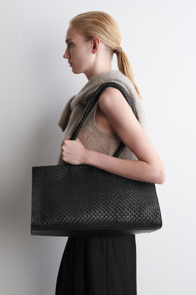 ◇ILLIGO◇ Ruffle round tote bag charcoal MUSINSA | ILLIGO Ruffle round tote bag charcoal