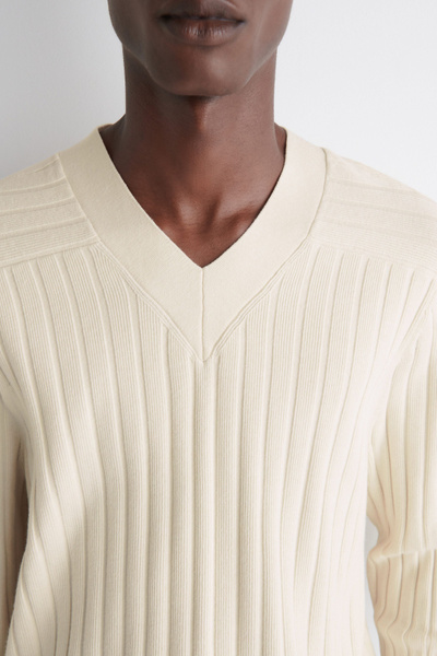 RIBBED-KNIT V-NECK SWEATER - CREAM | COS