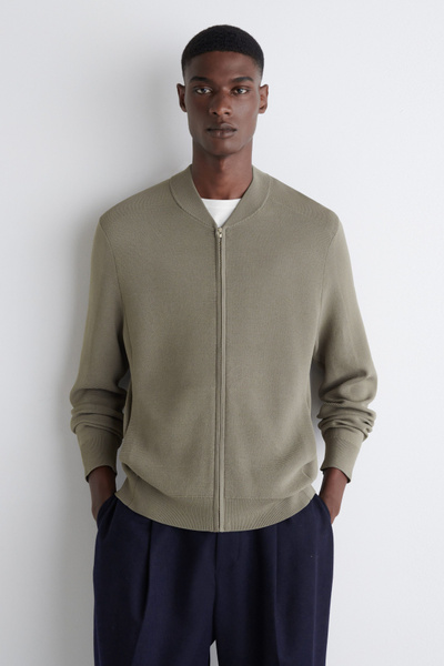 アパルトモン【ラネウス】KNITTED BOMBER JACKET アパルトモン【ラネウス】KNITTED BOMBER JACKET
