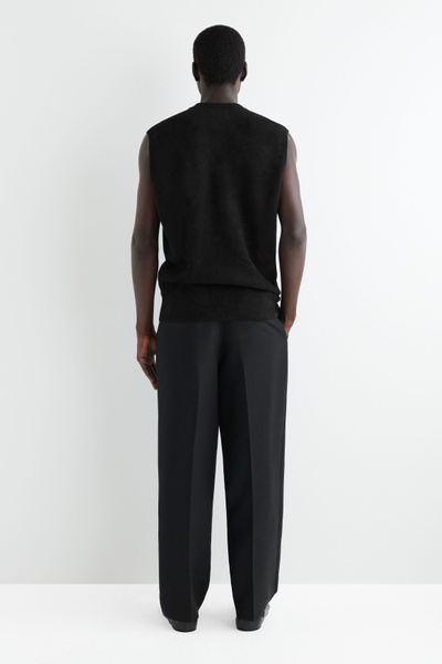 CHENILLE-KNIT VEST - CARBON | COS