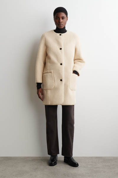 LONGLINE TEDDY JACKET - ECRU | COS