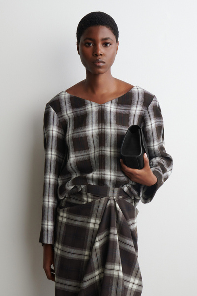 ヴェーネレ ウィングスV 2025年最新】ウイングス V ヴェーネレの人気アイテム - メルカリ