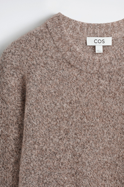 新品 STONE  MELANGE KNIT WEAR XLサイズ OVERSIZED ALPACA-BLEND CREW-NECK SWEATER - TAUPE MELANGE | COS