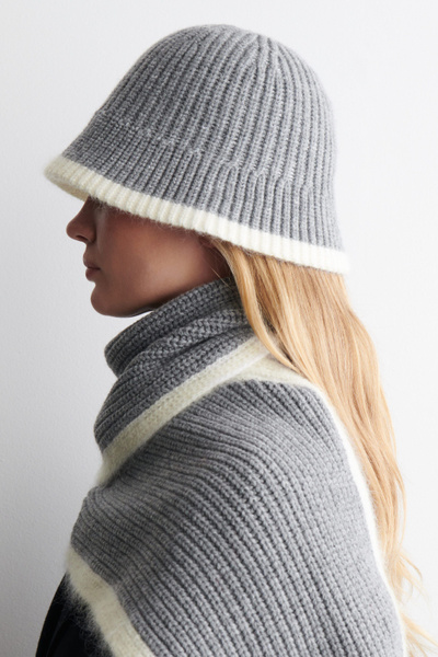 CONTRAST-TIPPED WOOL-MOHAIR BUCKET HAT - GREY / CREAM | COS