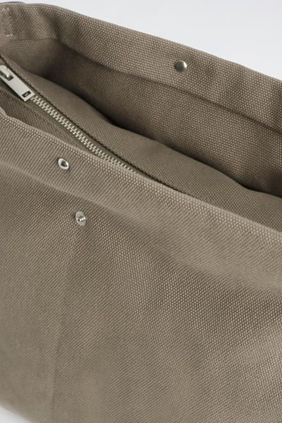 UTILITY MESSENGER BAG - CANVAS - GRAY | COS US