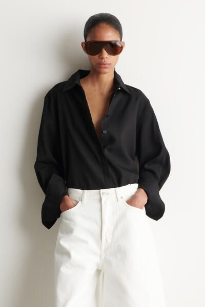 LONGLINE LINEN SHIRT - BLACK | COS NL