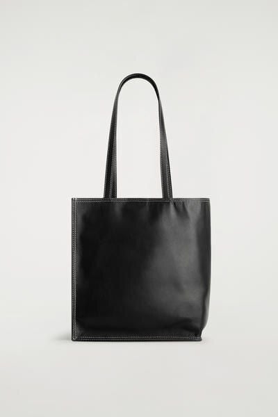 TOWNHOUSE SHOPPER BAG - LEATHER - BLACK | COS US