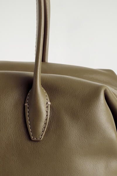 MONTMARTRE BOWLING BAG - LEATHER - BROWN | COS US