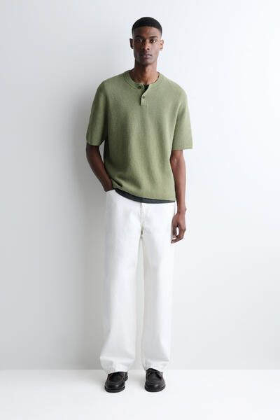 BOUCLÉ-KNIT HENLEY T-SHIRT - GREEN | COS US