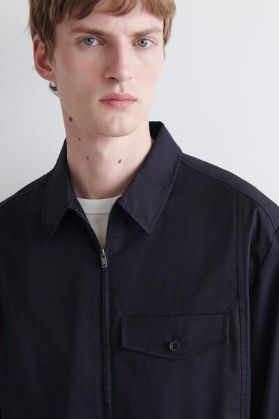 ZIP-UP COTTON OVERSHIRT - NAVY | COS US